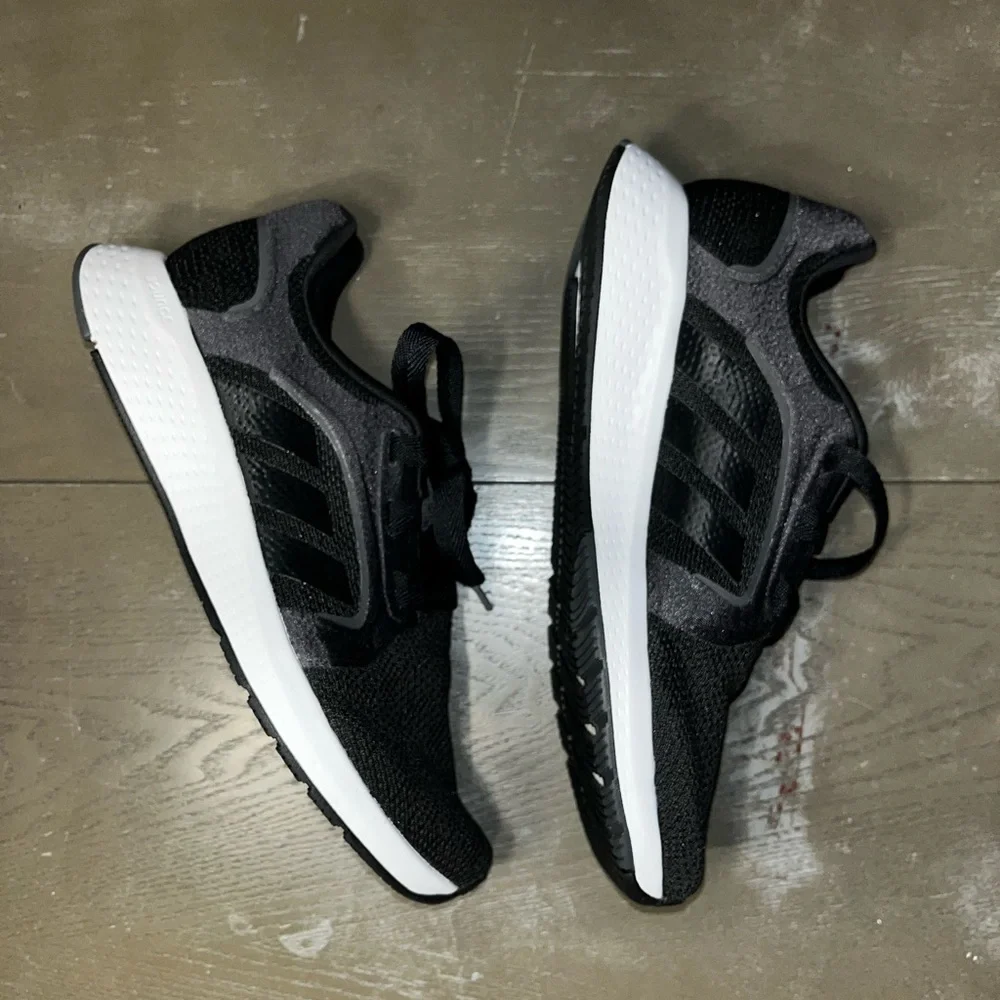 Adidas Bounce Black White Thick Lace Up Sneakers NWOB Mens US 7